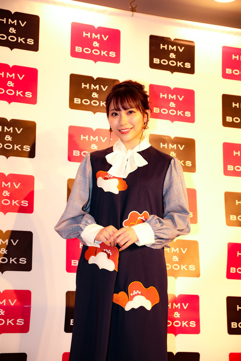 宮崎理奈<1st写真集『だから、会いたくなる』発売記念イベント>|HMV&BOOKS SHIBUYA(2019年1月12日)