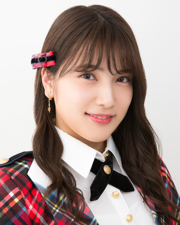 入山杏奈(AKB48)