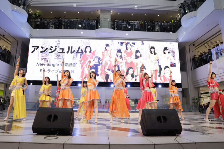 アンジュルム「恋はアッチャアッチャ/夢見た15年」発売記念イベント|池袋サンシャインシティ・アルパ噴水広場(2019年4月11日)