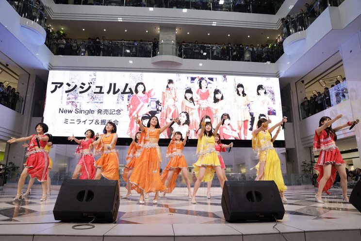 アンジュルム「恋はアッチャアッチャ/夢見た15年」発売記念イベント|池袋サンシャインシティ・アルパ噴水広場(2019年4月11日)