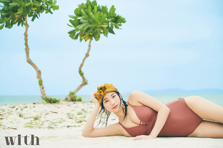 小倉優香|with2019年7月号