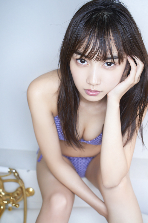 黒木ひかり/撮影:岡本 武志「blt graph.vol.44」東京ニュース通信社刊