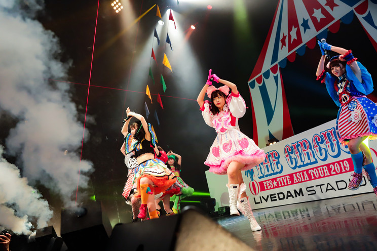 FES☆TIVEアジアツアー<THE CIRCUS/ザ・サーカス>ファイナル&6周年記念公演より